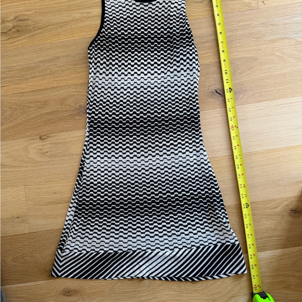 Missoni Black and White Zigzag Pattern
